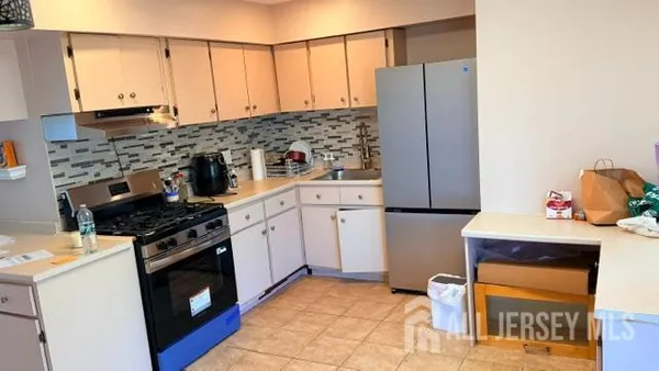 $2,300 | 30 Judson Street, Unit 2A, Edison, NJ 08837