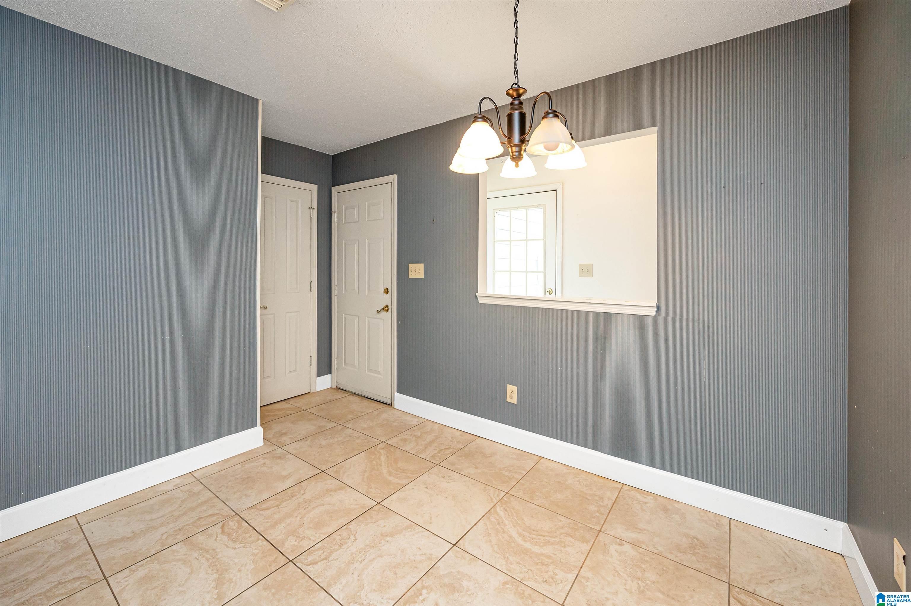 132 Braxton Way Pelham, AL 35124 - Photo 17 of 35