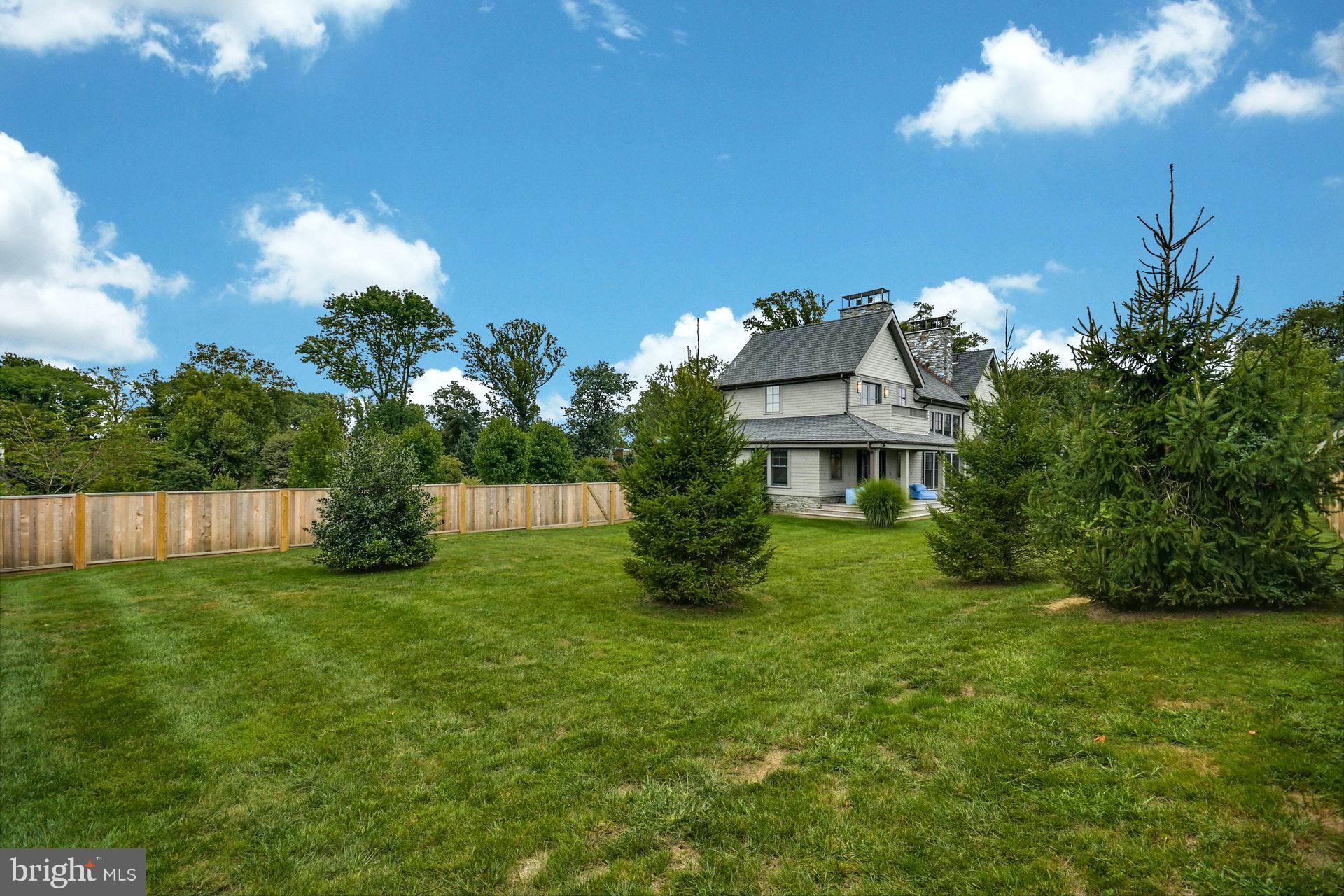 609 St Andrews Road Philadelphia, PA 19118 - Photo 37 of 43 Landscaped Grounds