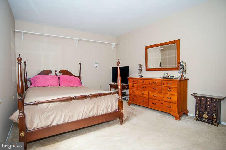 2902 Bree Hill Road Oakton, VA 22124 - Photo 14 of 22 Bedroom Master