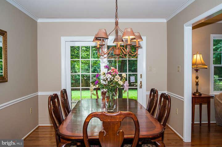 2902 Bree Hill Road Oakton, VA 22124 - Photo 8 of 22 Dining Room