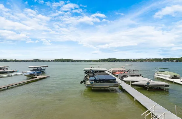 $2,700 | 543 Oakwood Trail, Twin Lakes, WI 53181