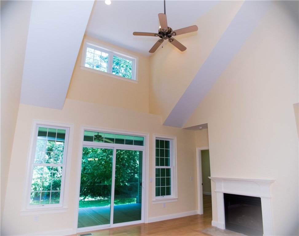 315 Old River Road, Unit 25 Lincoln, RI 02838 - Photo 11 of 28 Gallery Image 11