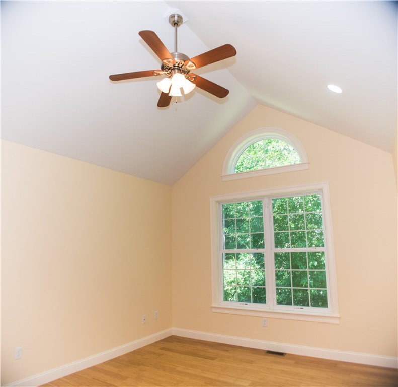 315 Old River Road, Unit 25 Lincoln, RI 02838 - Photo 14 of 28 1st floor master