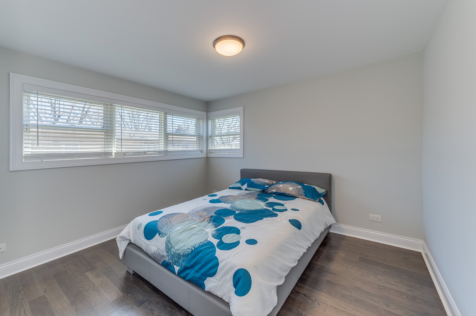 408 Warren Road Glenview, IL 60025 - Photo 15 of 28