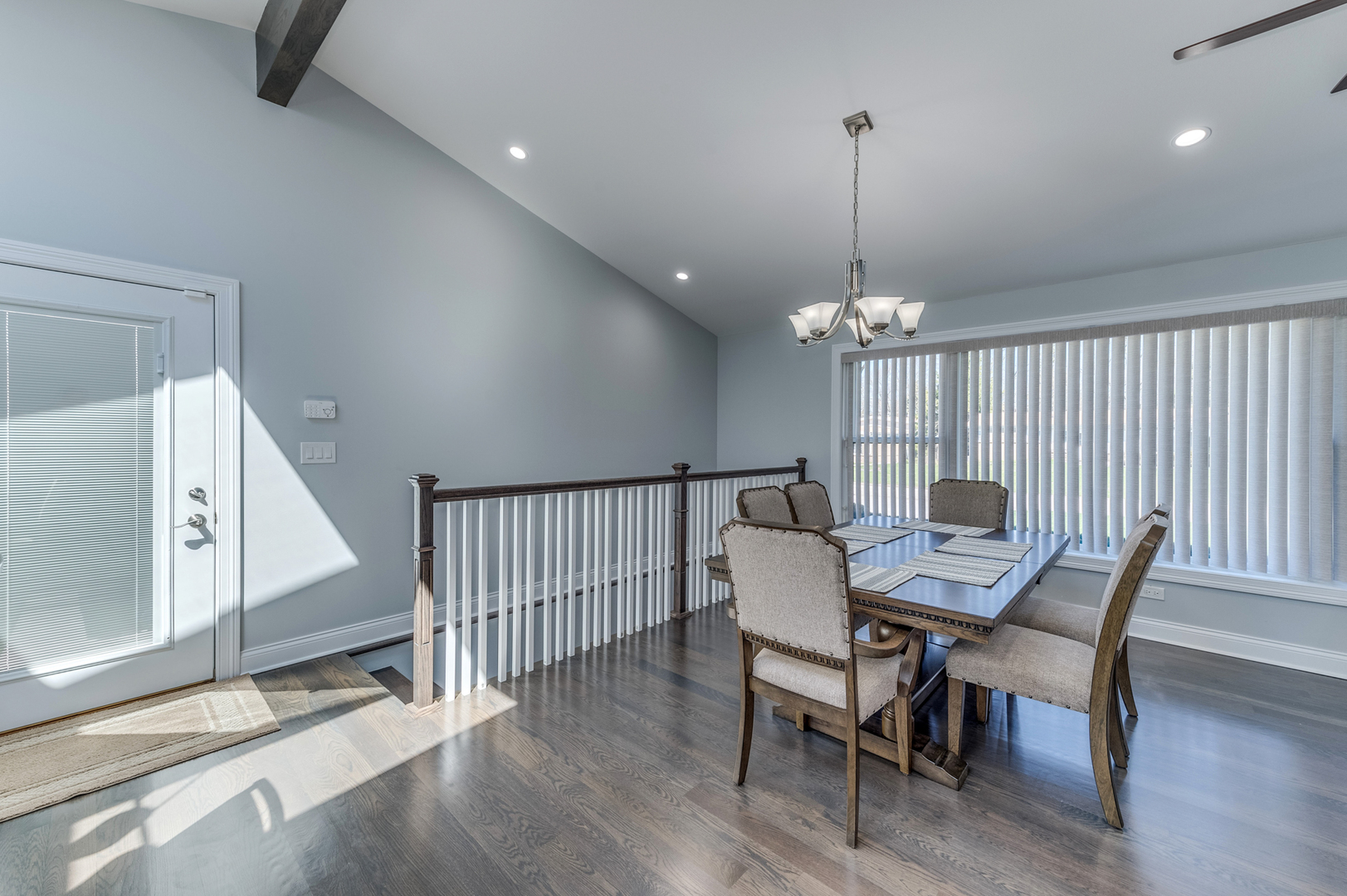 408 Warren Road Glenview, IL 60025 - Photo 7 of 28