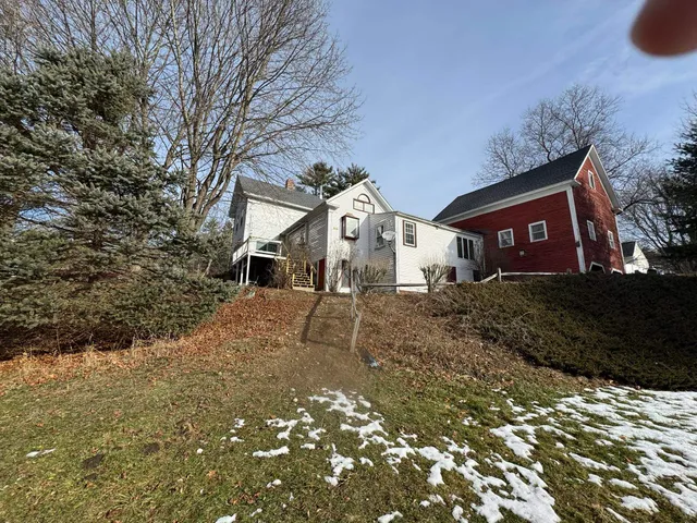 $399,999 | 52 Elm Street, Goffstown, NH 03045