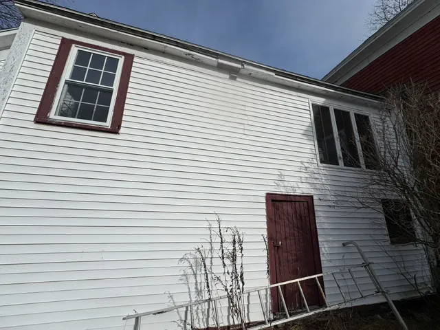 $399,999 | 52 Elm Street, Goffstown, NH 03045