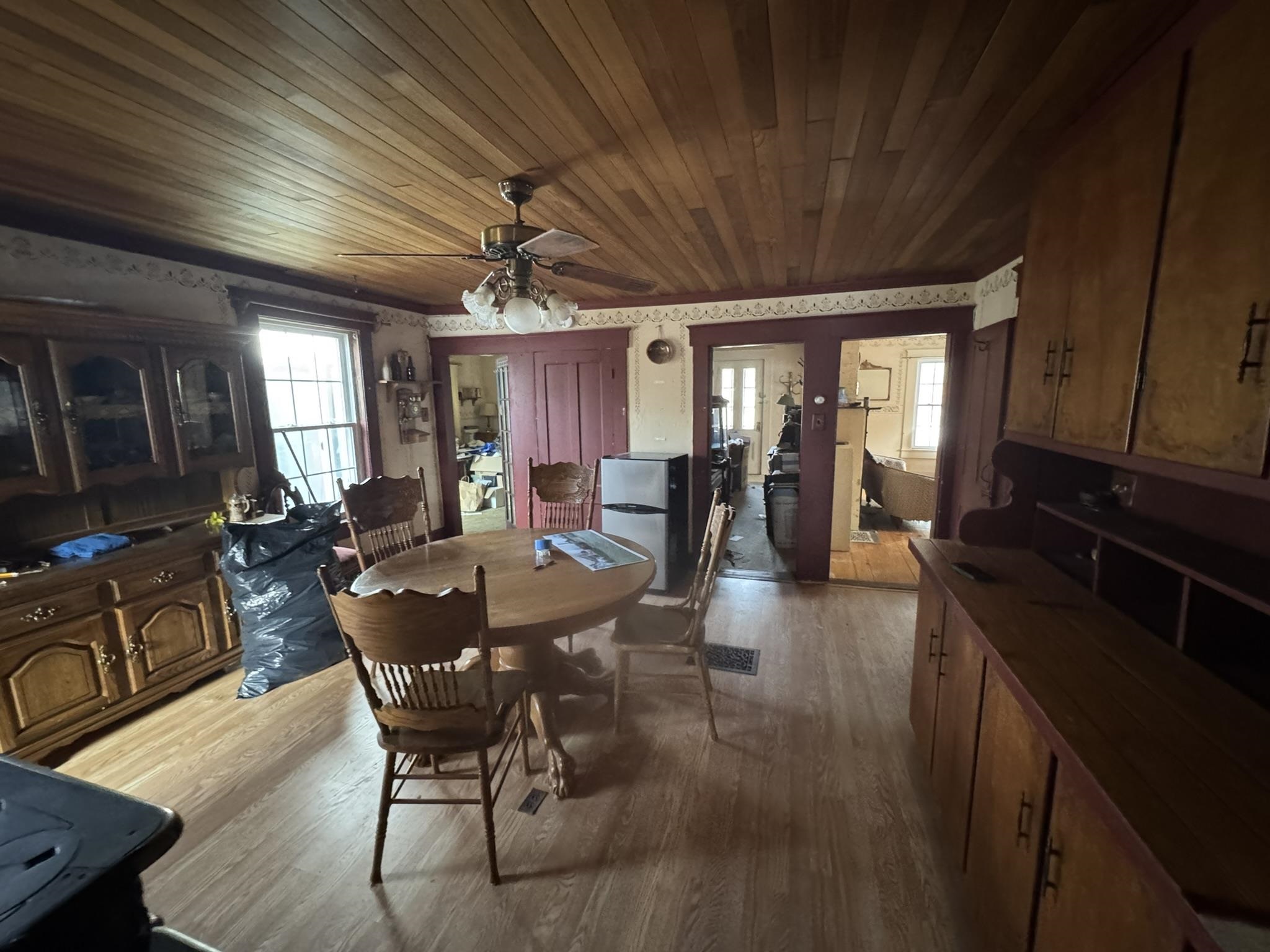 52 Elm Street Goffstown, NH 03045 - Photo 8 of 55