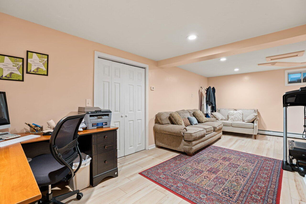 319 Hooppole Road Mashpee, MA 02649 - Photo 26 of 34 AACF1BBA-C5D2-4A05-949C-8CC11AA917C6