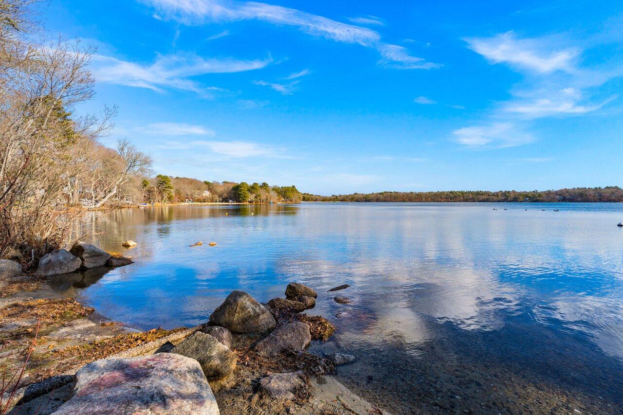 319 Hooppole Road Mashpee, MA 02649 - Photo 8 of 34 ECC65C94-7DC0-4624-8CC6-4C39B3CDF2F6
