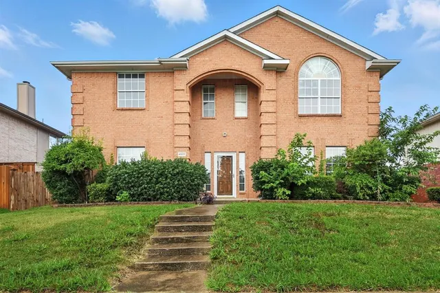 $3,000 | 4907 Waterside Lane, Sachse, TX 75048