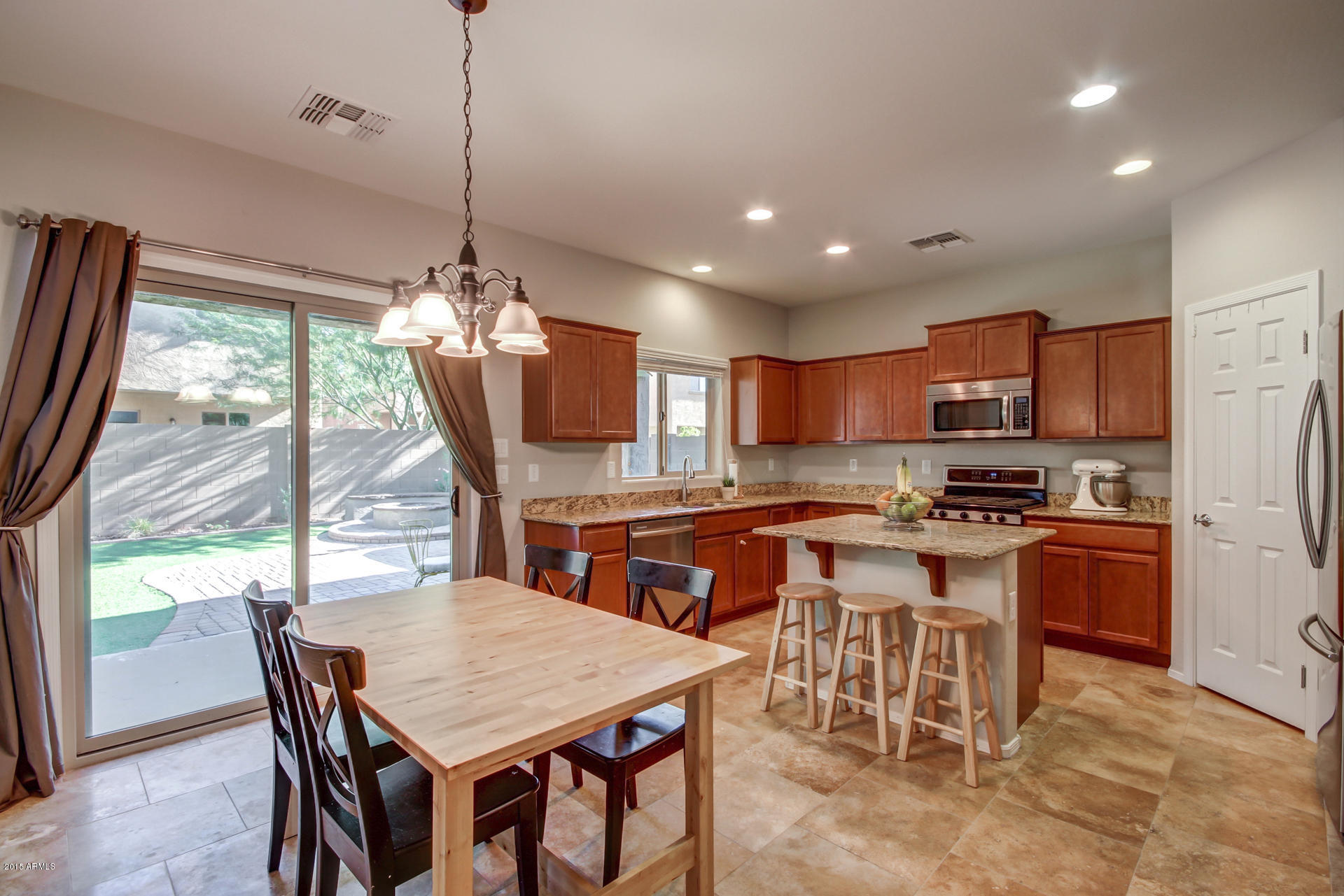 5438 West Parsons Road Phoenix, AZ 85083 - Photo 8 of 42 0012-Parsons (12)