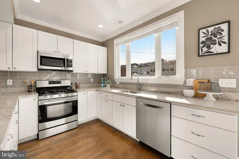 $1,050,000 | 630 Quebec Place Northwest, Washington, DC 20010