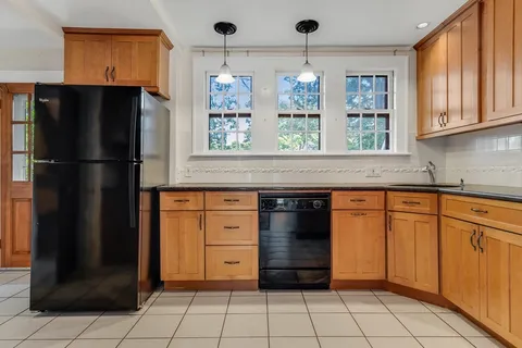 $1,300,000 | 3 Chesterford Terrace, Winchester, MA 01890