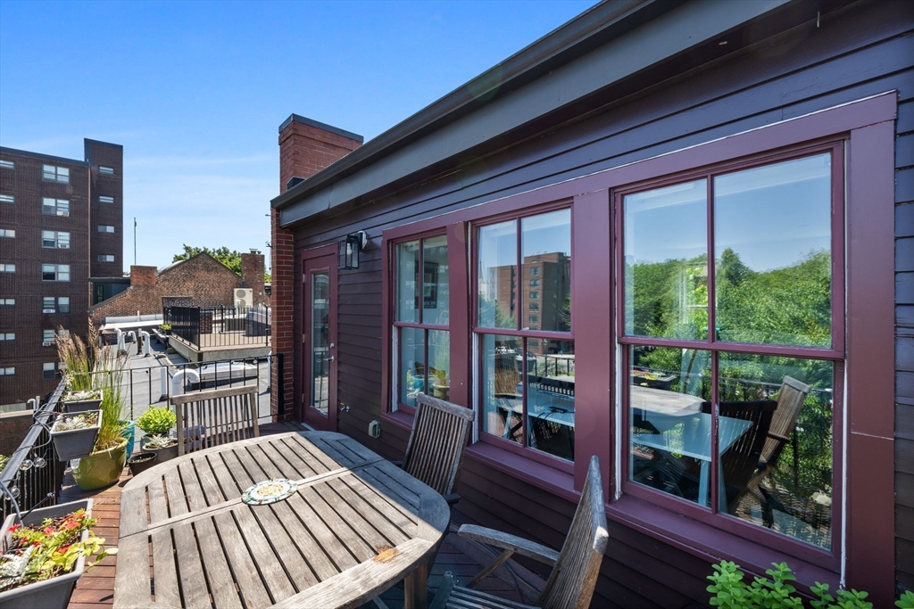 201 West Springfield Street, Unit 3 Boston, MA 02118 - Photo 28 of 32