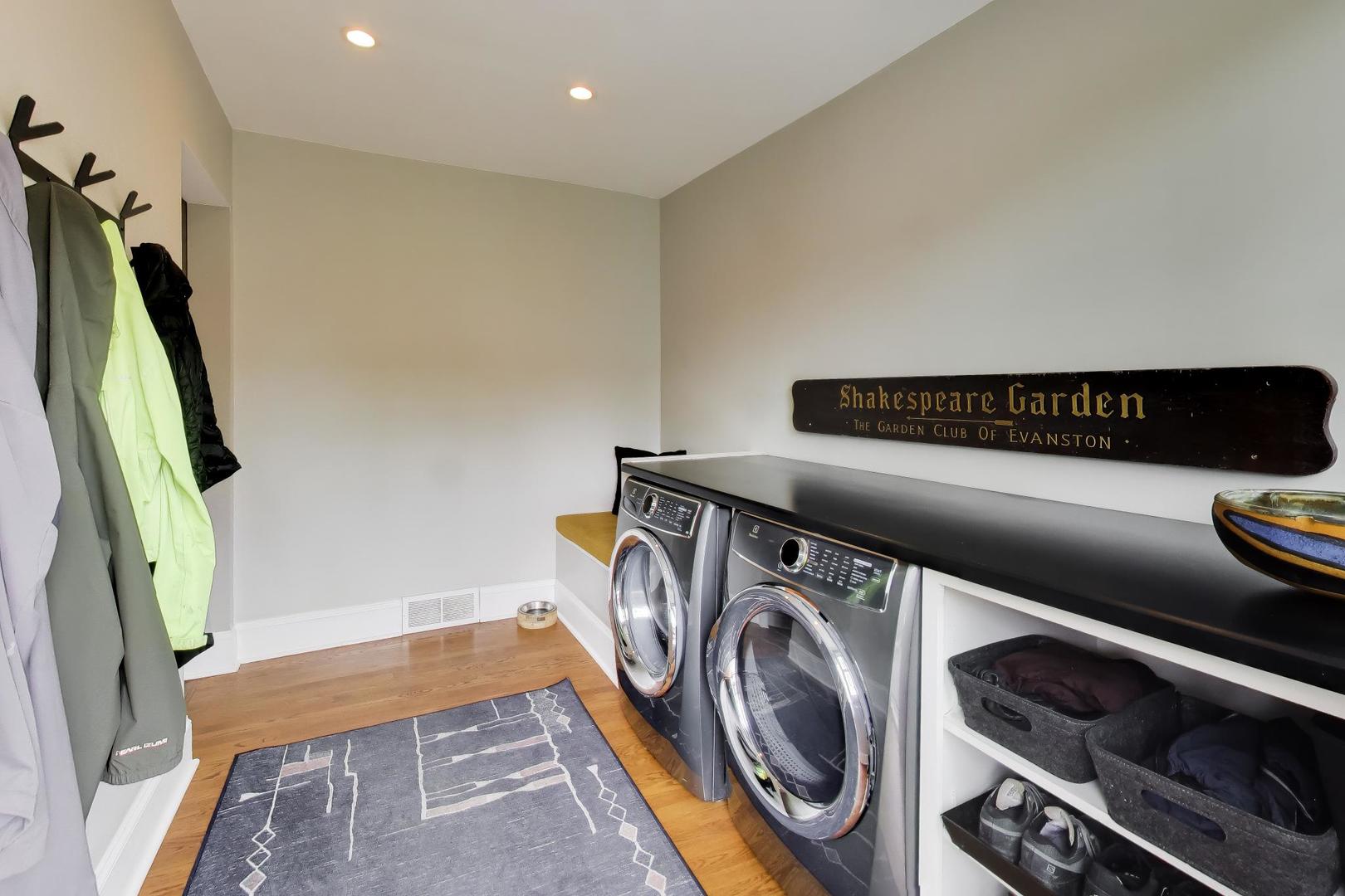 1235 Maple Avenue Evanston, IL 60202 - Photo 24 of 57 a utility room with dryer and washer