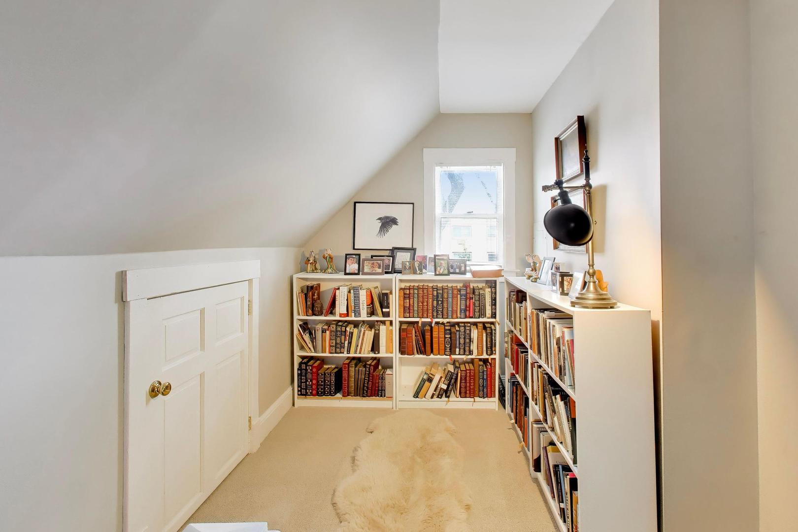 1235 Maple Avenue Evanston, IL 60202 - Photo 42 of 57