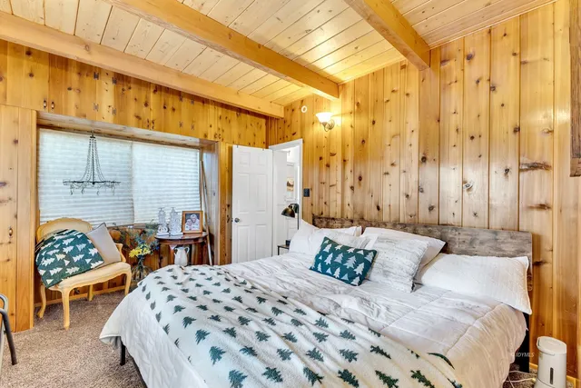 a view of a back yard of the house