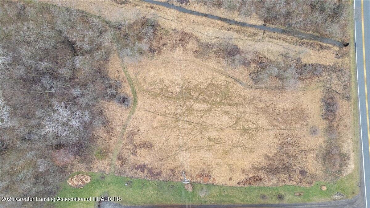 2337 Elm Road North Webberville, MI 48892 - Photo 59 of 60 30-Media Jett - 09