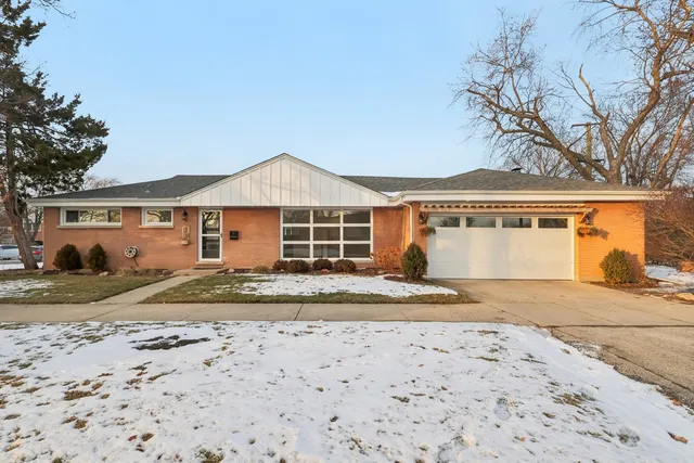 $619,000 | 6803 Keeler Avenue, Lincolnwood, IL 60712