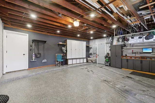 $619,000 | 6803 Keeler Avenue, Lincolnwood, IL 60712