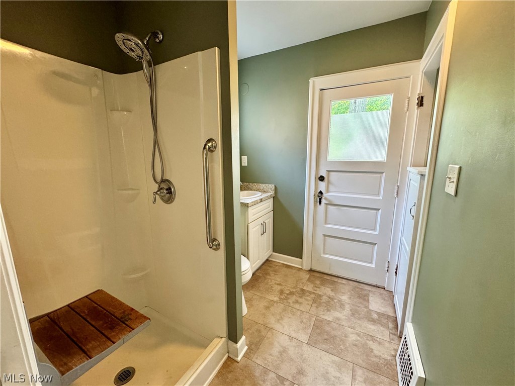 1163 Oxford Road Cleveland Heights, OH 44121 - Photo 14 of 28