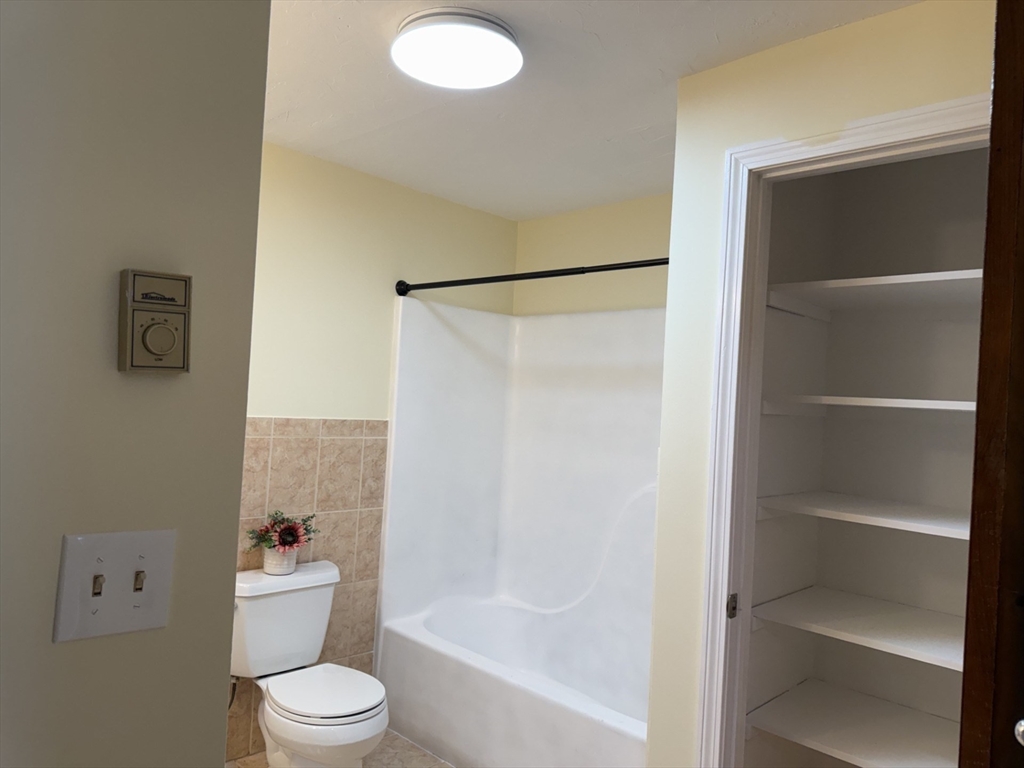 11 Hulbert Road, Unit 13 Worcester, MA 01603 - Photo 14 of 23