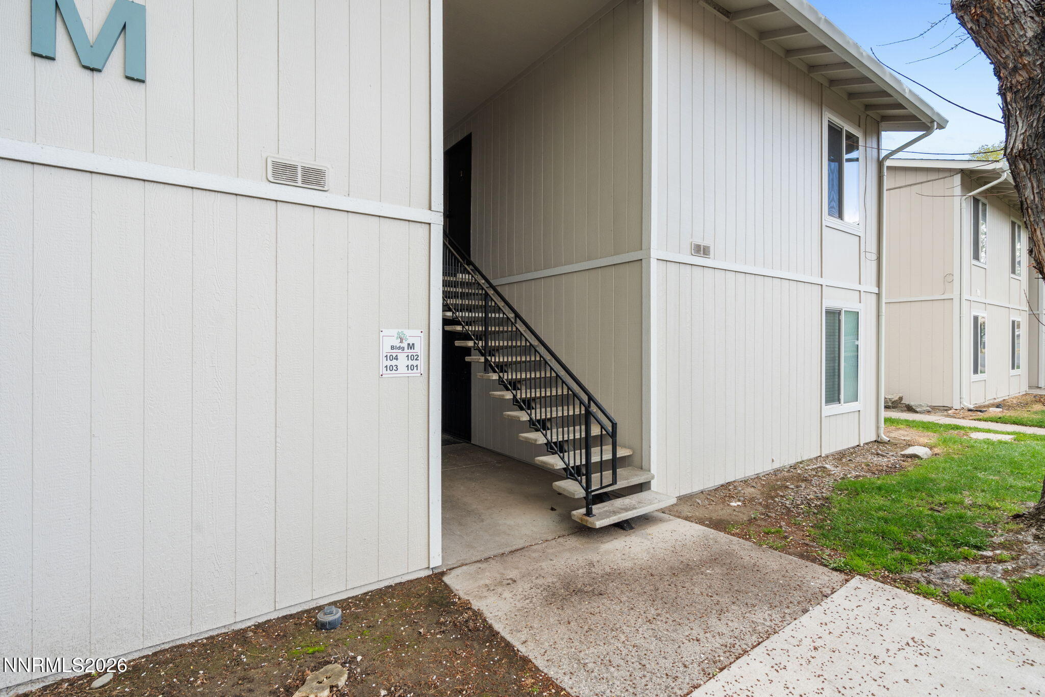 400 South Saliman Road, Unit 104 Carson City, NV 89701 - Photo 2 of 37 2-web-or-mls-DSC00133