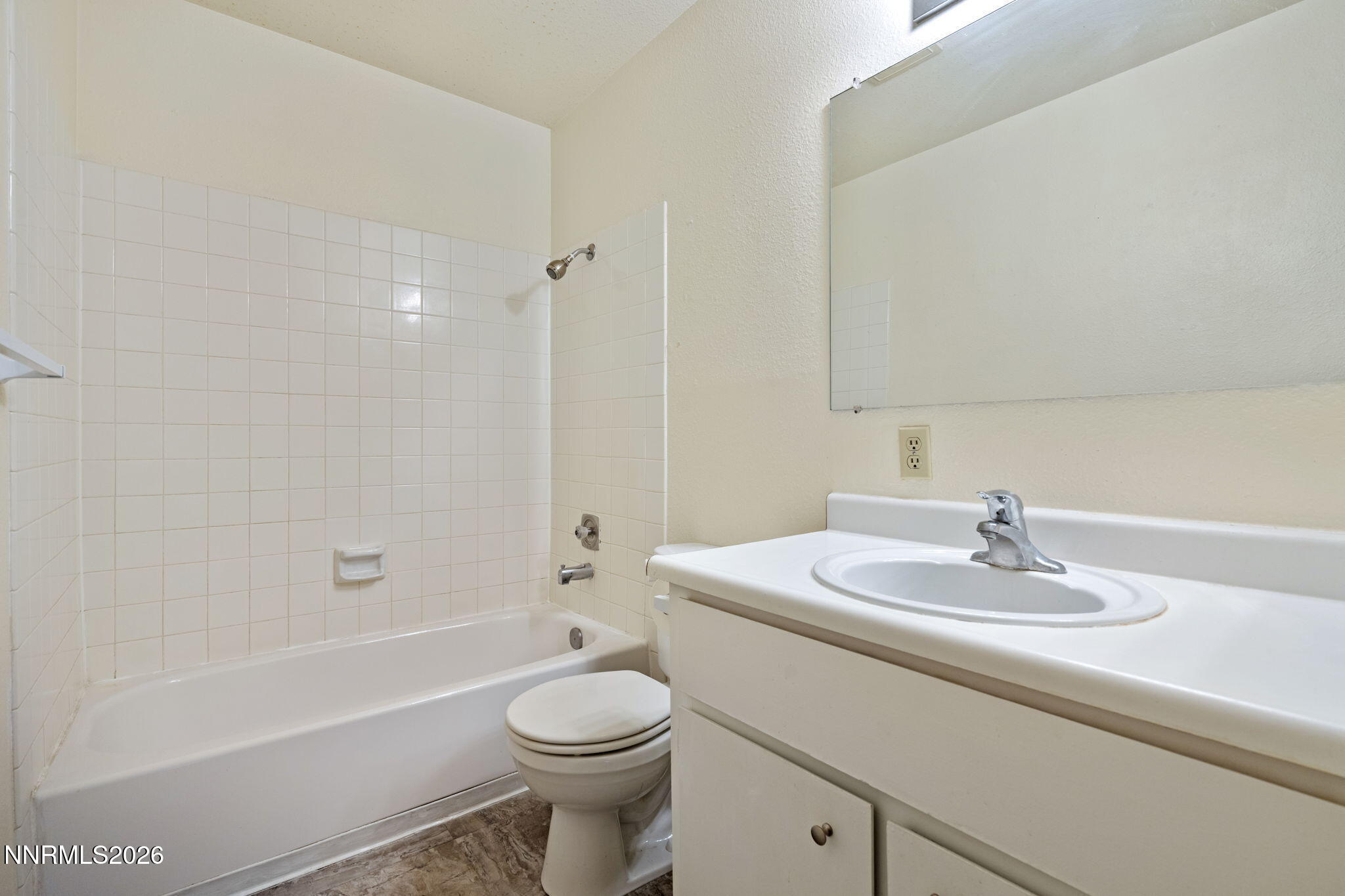 400 South Saliman Road, Unit 104 Carson City, NV 89701 - Photo 31 of 37 31-web-or-mls-DSC00006