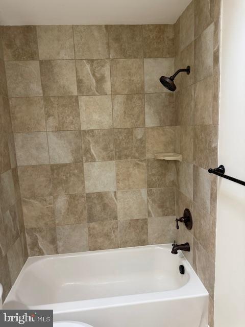 1247 Silver Run Drive Pasadena, MD 21122 - Photo 25 of 100 Bath/Shower on Upper Level