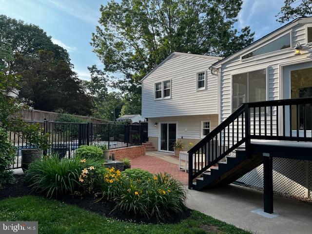 1247 Silver Run Drive Pasadena, MD 21122 - Photo 63 of 100 Rear of House