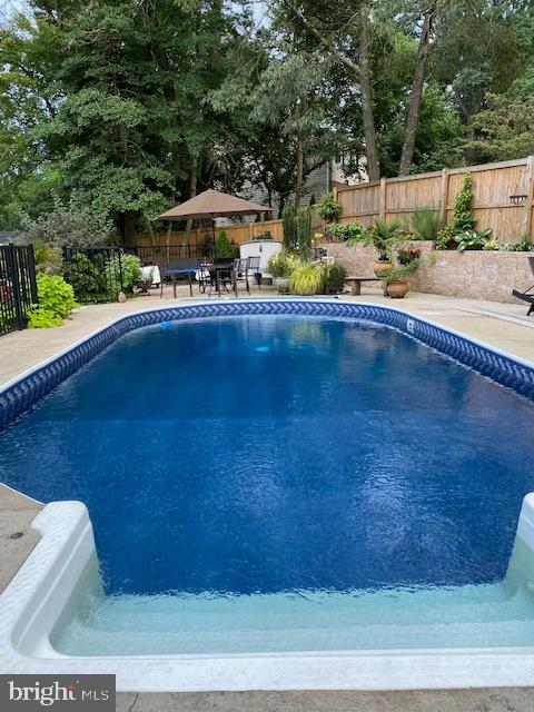 1247 Silver Run Drive Pasadena, MD 21122 - Photo 81 of 100 Inground Pool