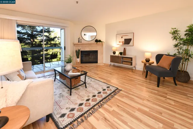 $299,000 | 1420 Bel Air Drive, Unit 207, Concord, CA 94521
