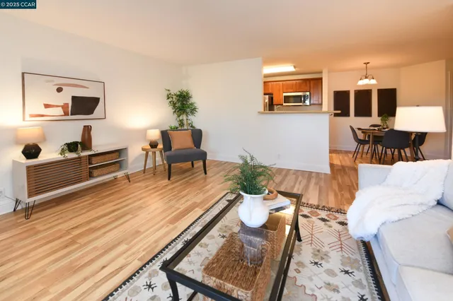 $299,000 | 1420 Bel Air Drive, Unit 207, Concord, CA 94521