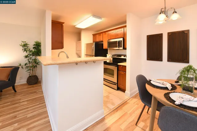 $299,000 | 1420 Bel Air Drive, Unit 207, Concord, CA 94521