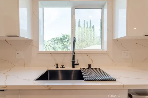 $4,500 | 10425 Pinyon Avenue, Tujunga, CA 91042