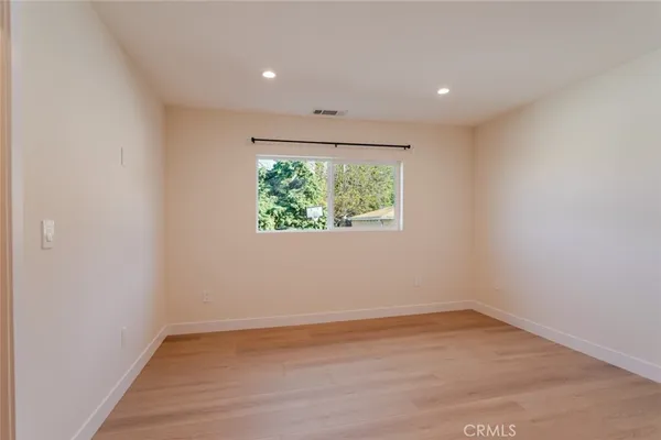 $4,500 | 10425 Pinyon Avenue, Tujunga, CA 91042