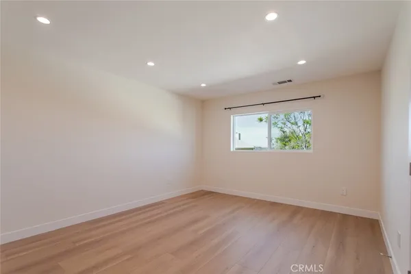 $4,500 | 10425 Pinyon Avenue, Tujunga, CA 91042