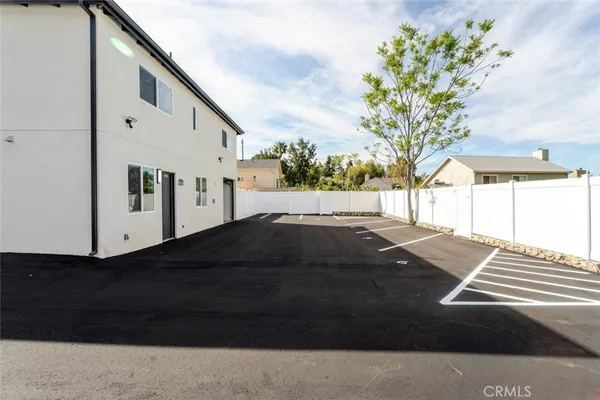 $4,500 | 10425 Pinyon Avenue, Tujunga, CA 91042