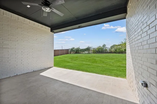 $525,000 | 149 Highgate Court, Boyd, TX 76023