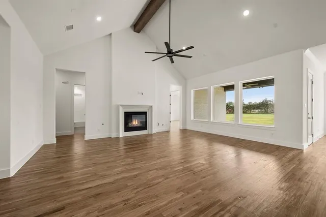 $525,000 | 149 Highgate Court, Boyd, TX 76023