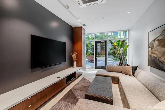 $1,798,000 | 1688 Pine Street, Unit E1211, San Francisco, CA 94109