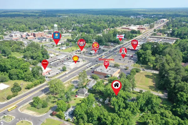 $245,000 | 907 Smyrna Drive, Whiteville, NC 28472