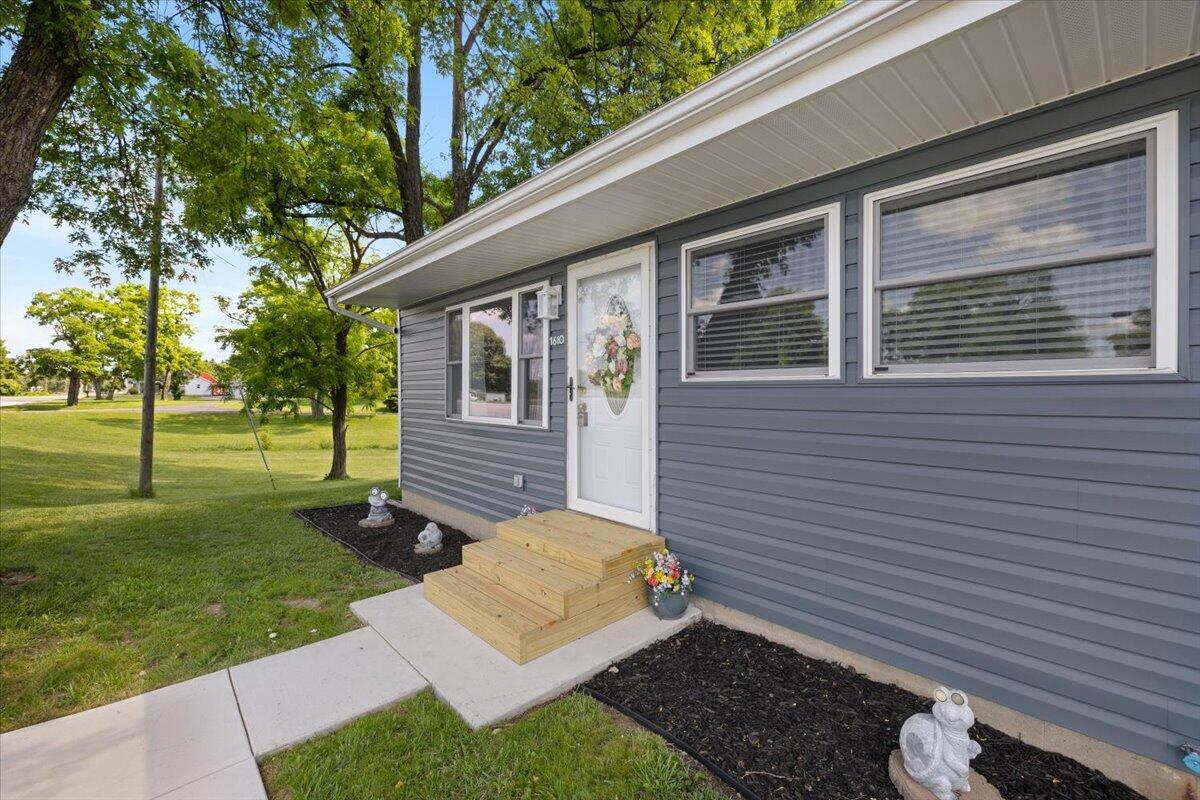 1610 Troy Road Springfield, OH 45504 - Photo 42 of 44 10-3I3A5481