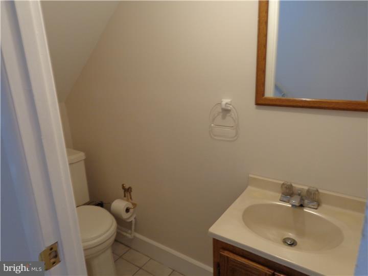 4143 Farmdale Road Philadelphia, PA 19154 - Photo 13 of 25 Bathroom