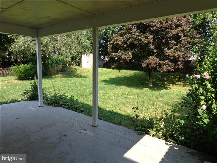 4143 Farmdale Road Philadelphia, PA 19154 - Photo 22 of 25 Back Yard