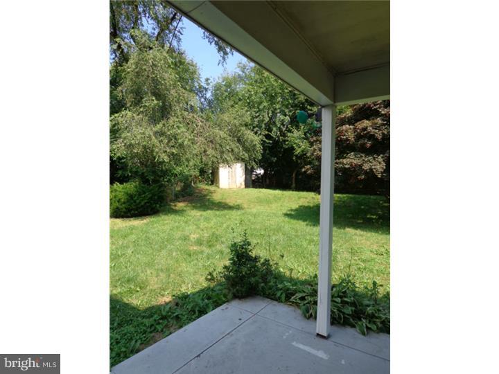 4143 Farmdale Road Philadelphia, PA 19154 - Photo 23 of 25 Back Yard