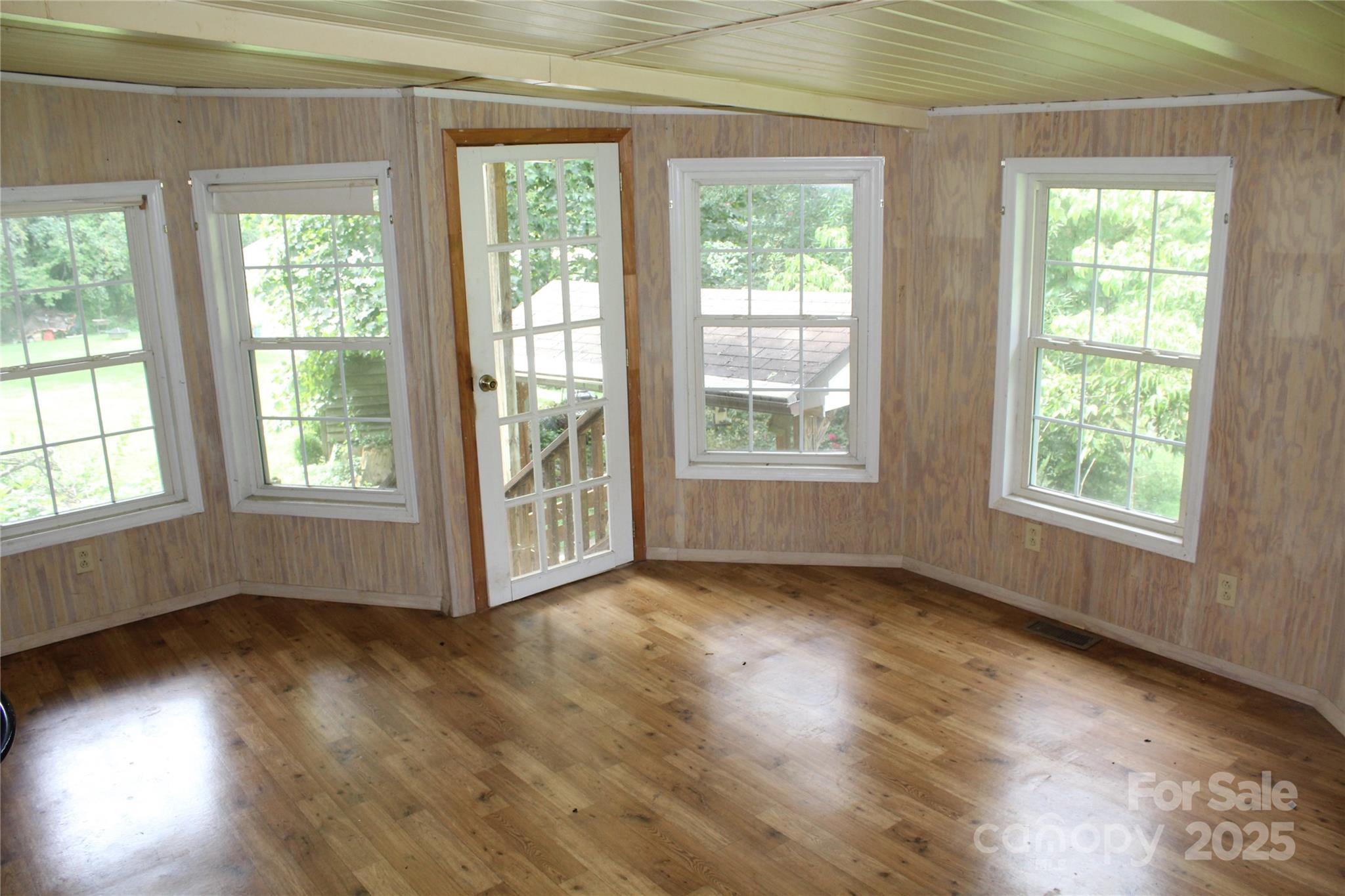 2556 Highway 126 Morganton, NC 28655 - Photo 11 of 28