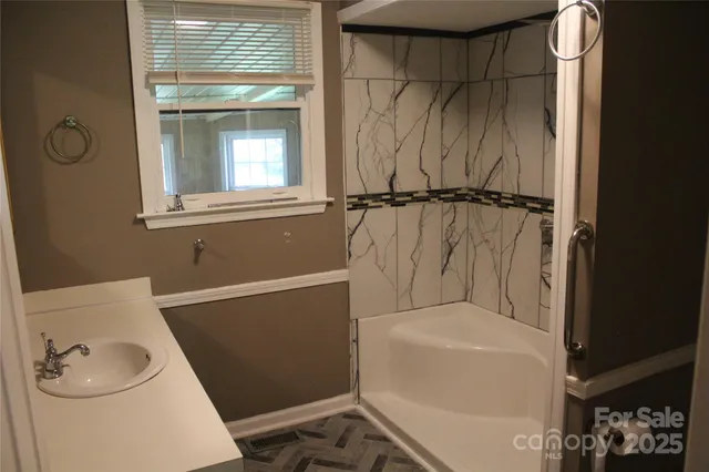 $229,900 | 2556 Highway 126, Morganton, NC 28655